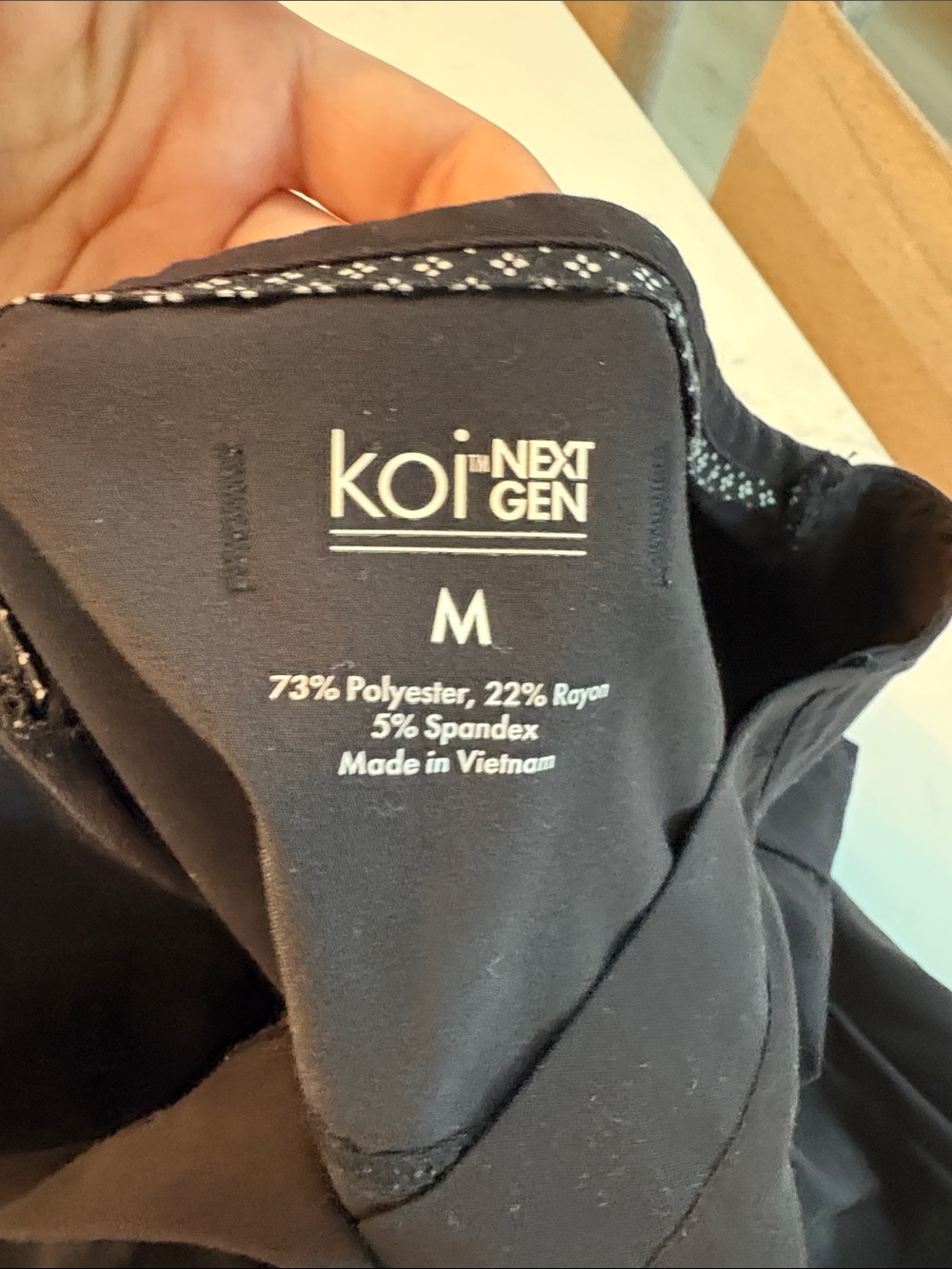 koi Black scrubs - Picture 2 of 6